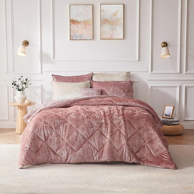 Velvet Comforter Set – 4-Piece Diamond Quilted Bedding with Decorative Pillow, Blush, Full/Queen